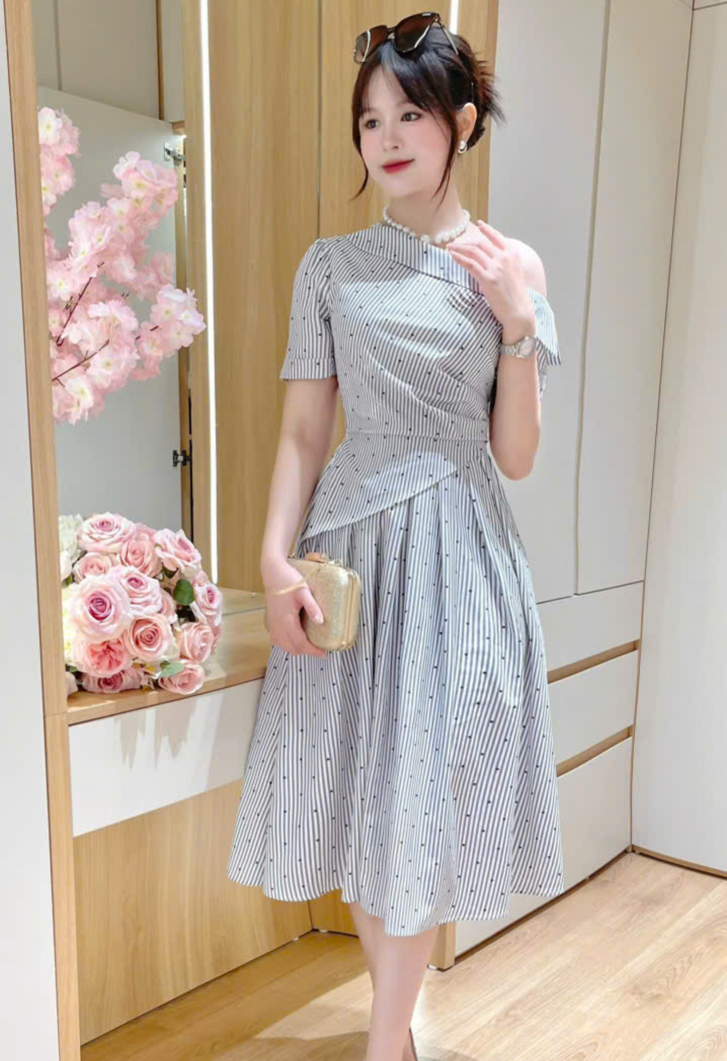 TINH KHÔI, CUỐN HÚT, TÔN DÁNG KIÊU SA - DS6077