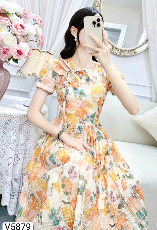 NÀNG THƠ GIỮA MÙA HOA NỞ - V5879